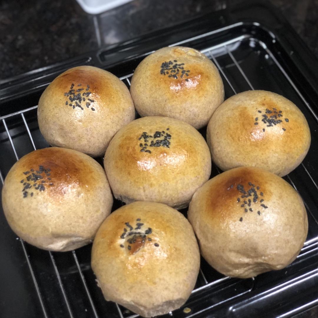 鲜奶红豆包