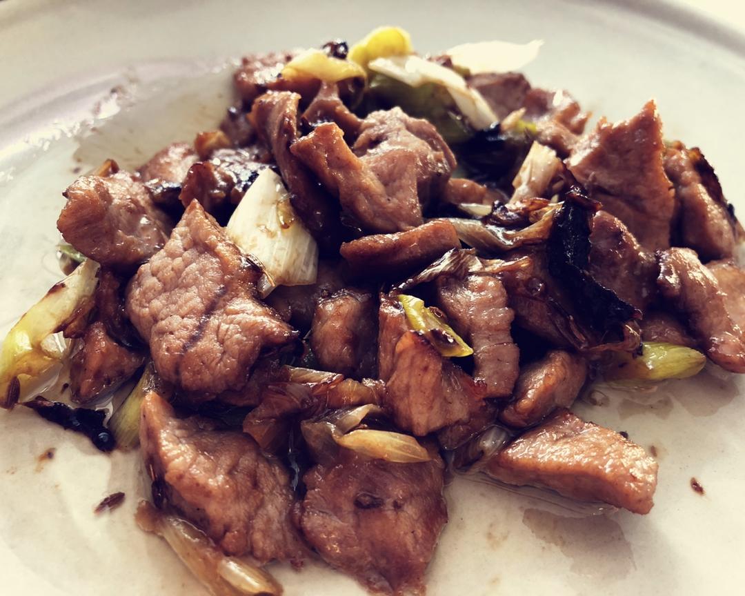 孜然大葱炒里脊