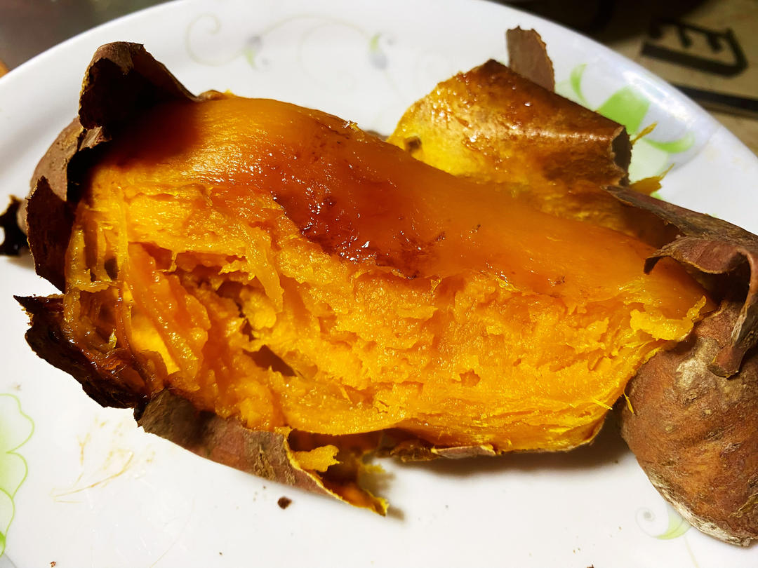 【糯唧唧的烤红薯】糖油四溢皮肉分离外糯里嫩吸溜着吃！