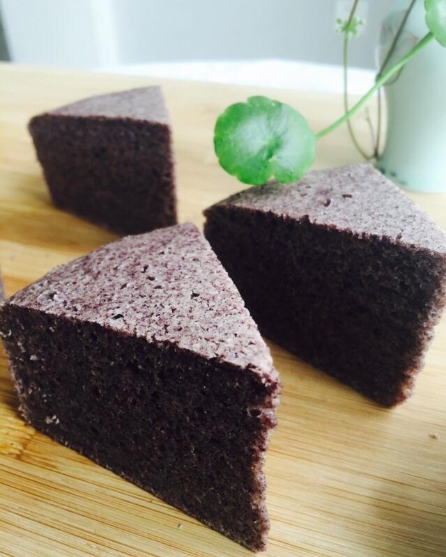 夏天-19做的黑米糕 赞                  黑米糕              黑米粉