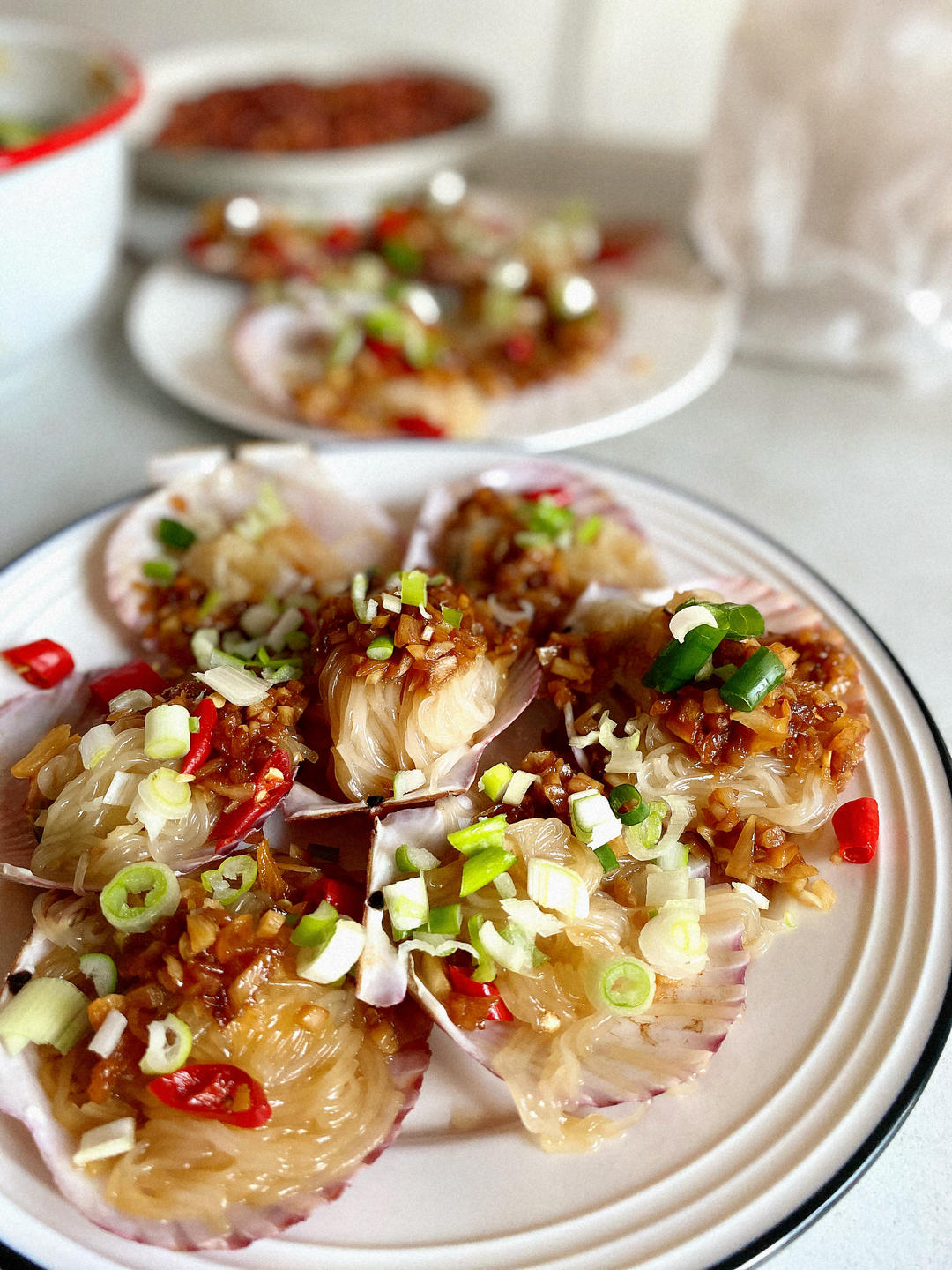 零失败的蒜蓉粉丝蒸扇贝