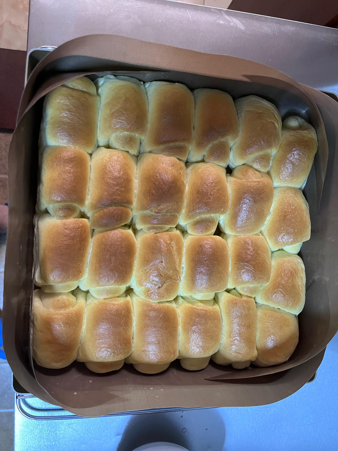 超软淡奶油小面包（餐包），一次发酵柔软拉丝，消耗淡奶油，持久柔软隔天不变硬