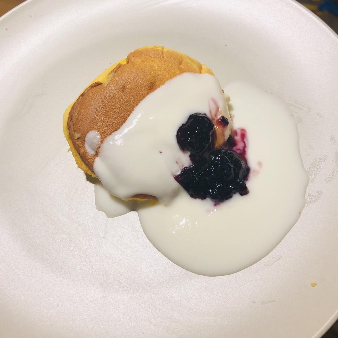 不用烤箱 15分钟无油低糖的舒芙蕾蛋糕松饼 🥞 蓬松绵软