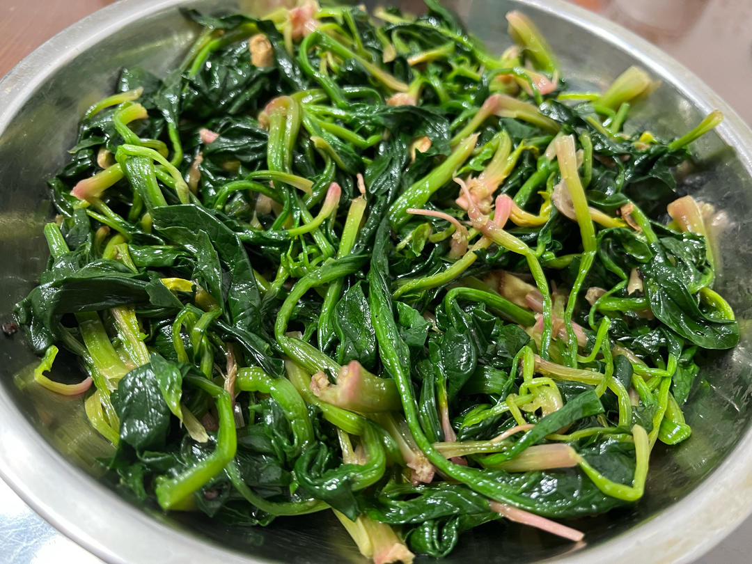 凉拌菠菜(家传秘方)