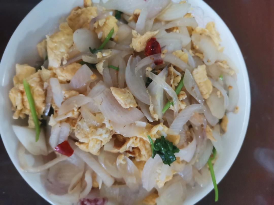 洋葱炒鸡蛋