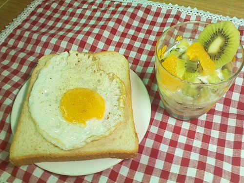鸡蛋趴土司