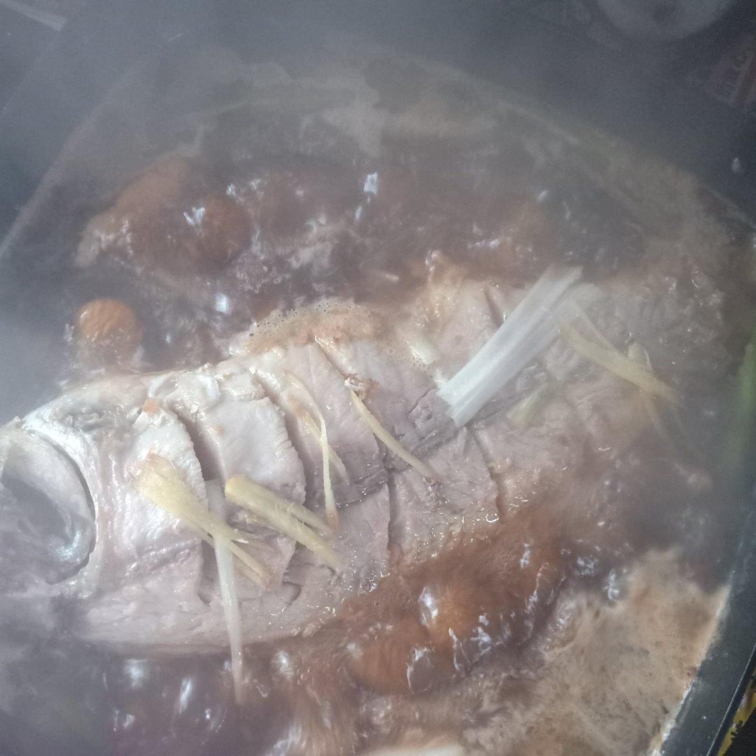 家常红烧鲤鱼