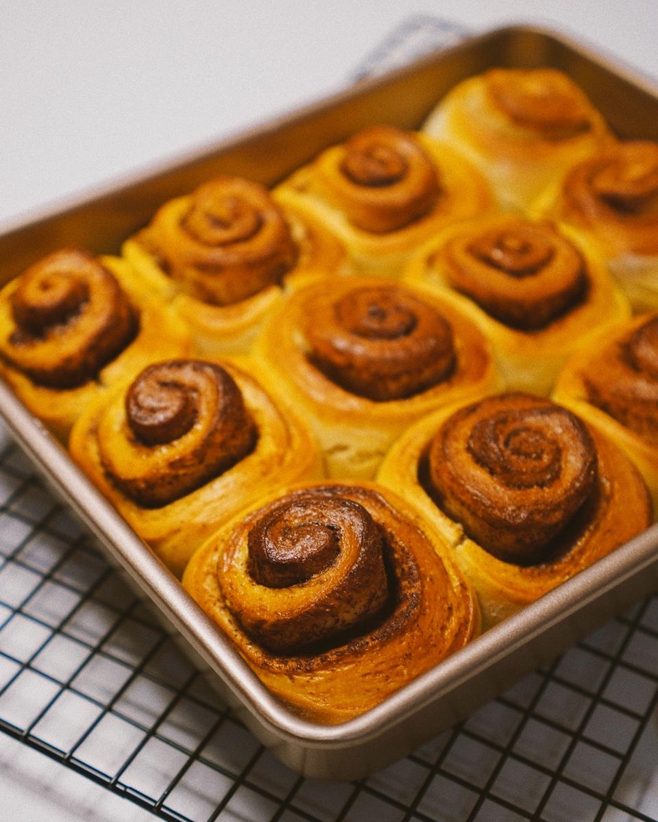 崴噢做的瑞典肉桂卷附鲜酵母活性干酵母即时酵母用量换算公式