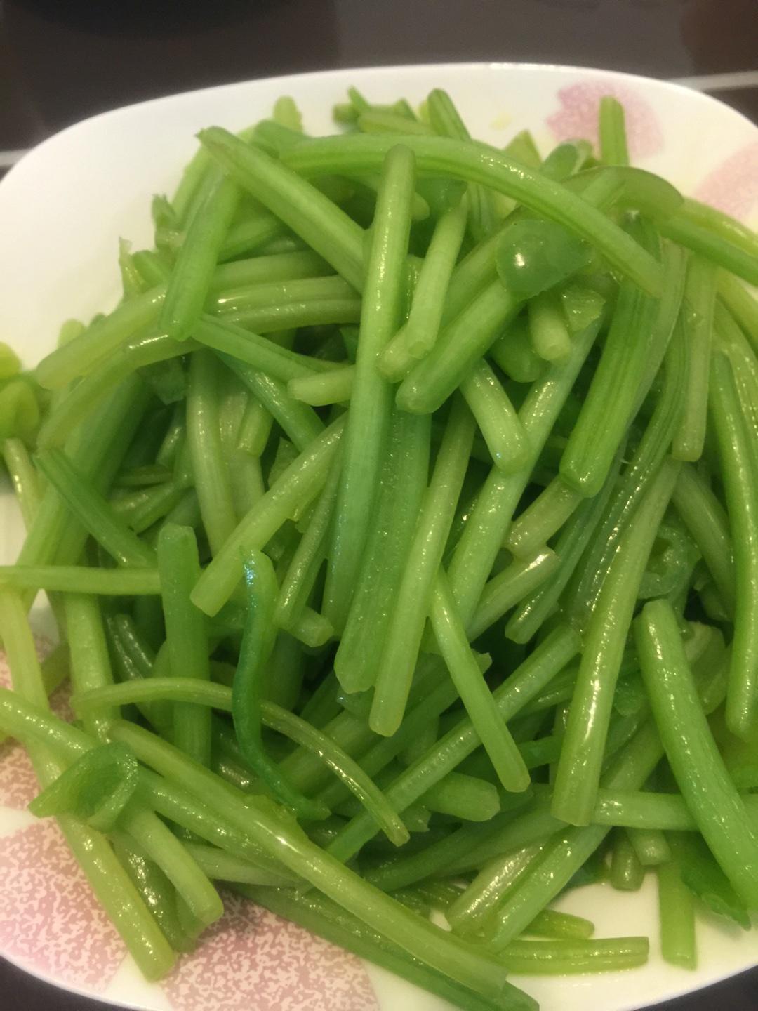 清炒山芋藤的做法