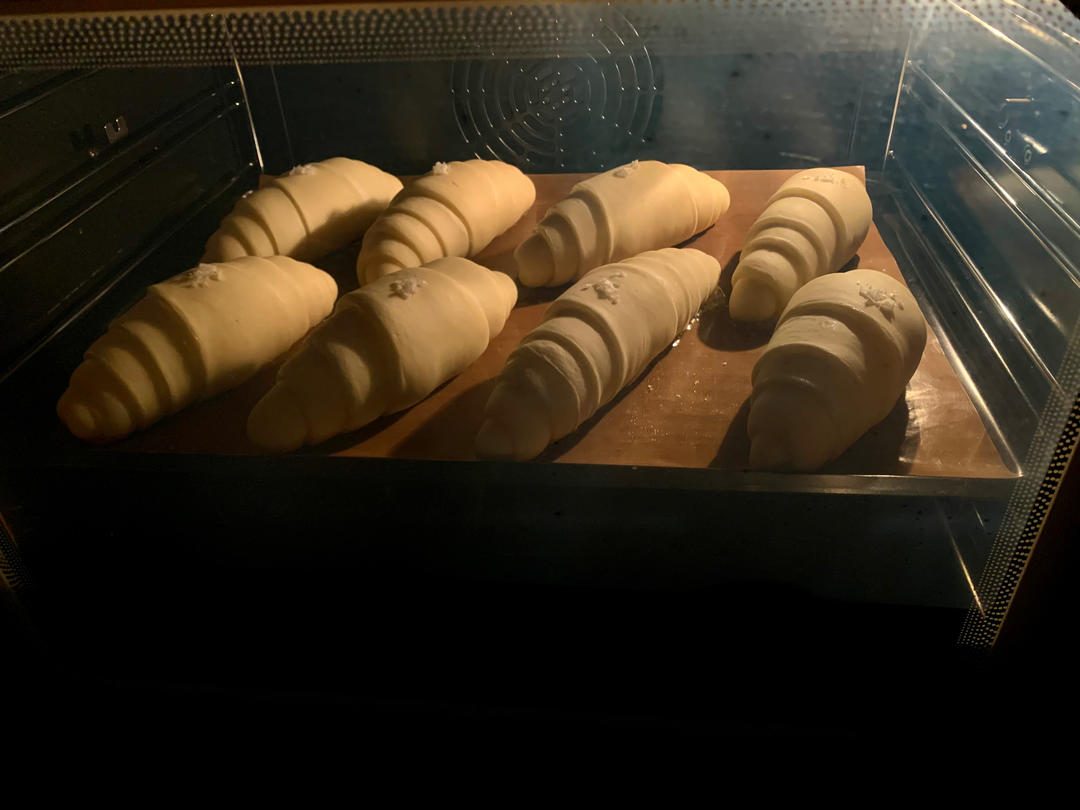 蒜香芝士海盐卷｜盐面包｜盐可颂