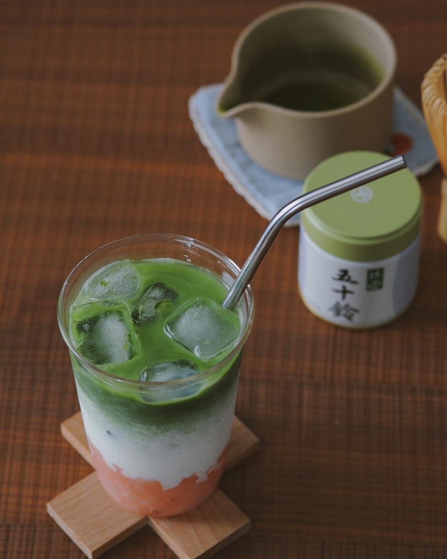 水蜜桃酱+蜜桃抹茶牛奶