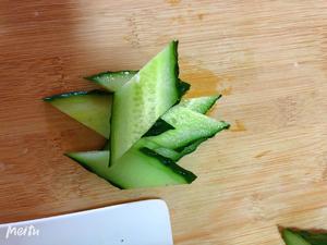 洋葱炒黄瓜  😋好吃极了的做法 步骤5