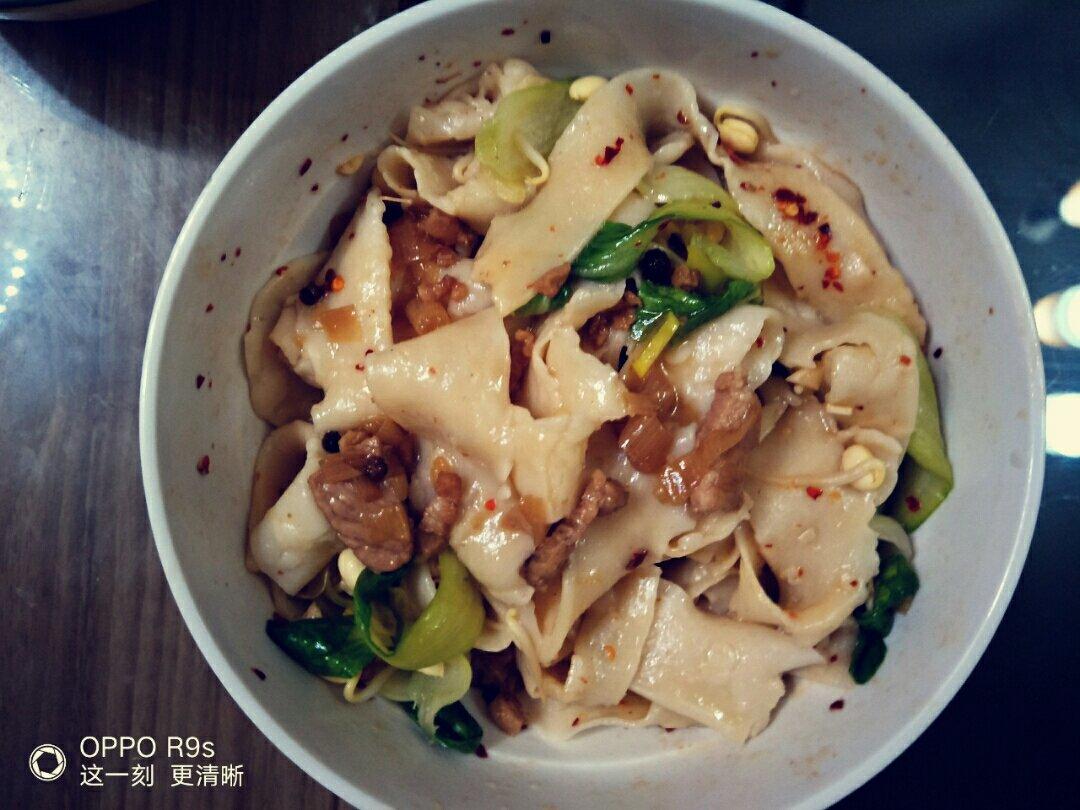 陕西美食｜裤带面---又名BiangBiang面