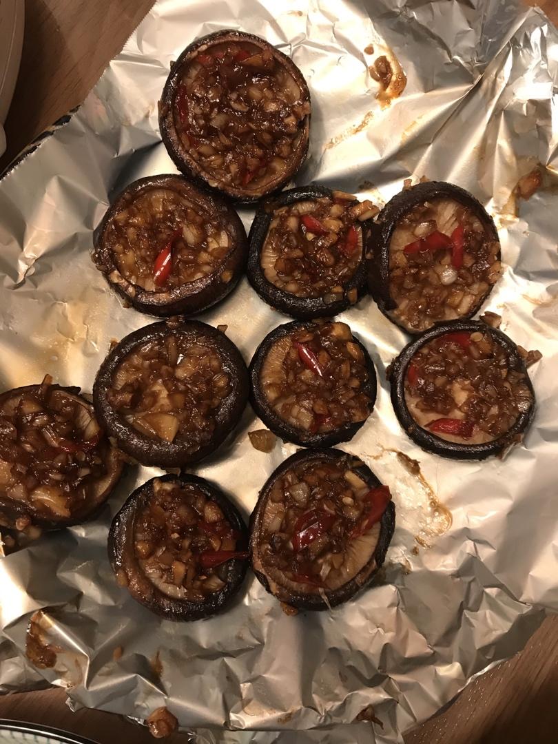 蒜蓉孜然烤香菇