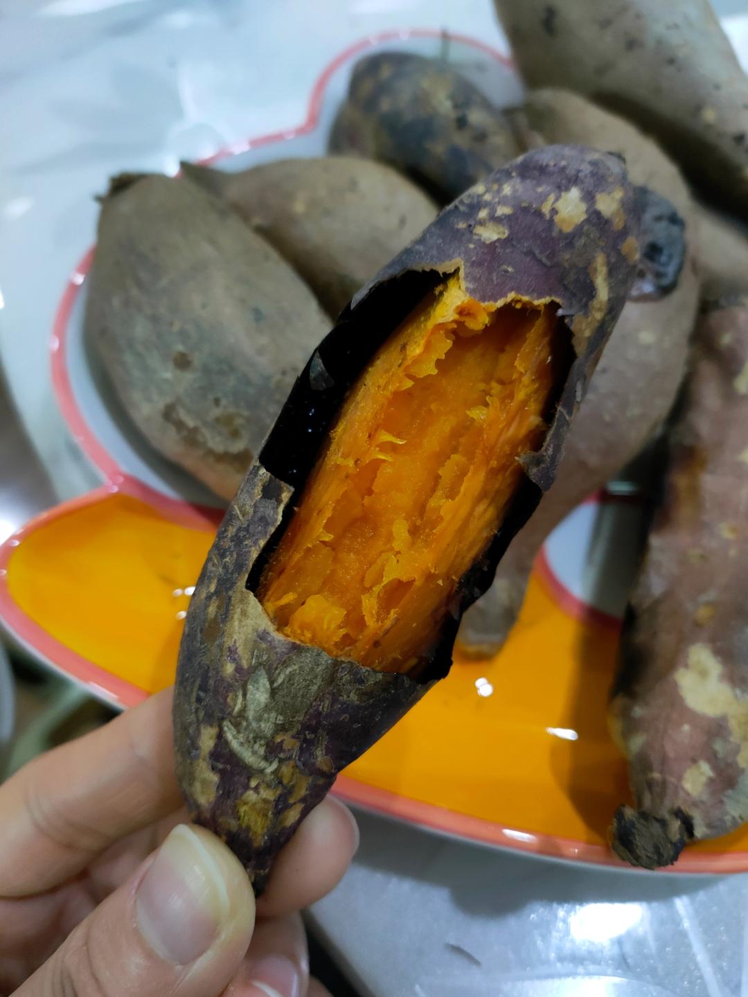 【糯唧唧的烤红薯】糖油四溢皮肉分离外糯里嫩吸溜着吃！