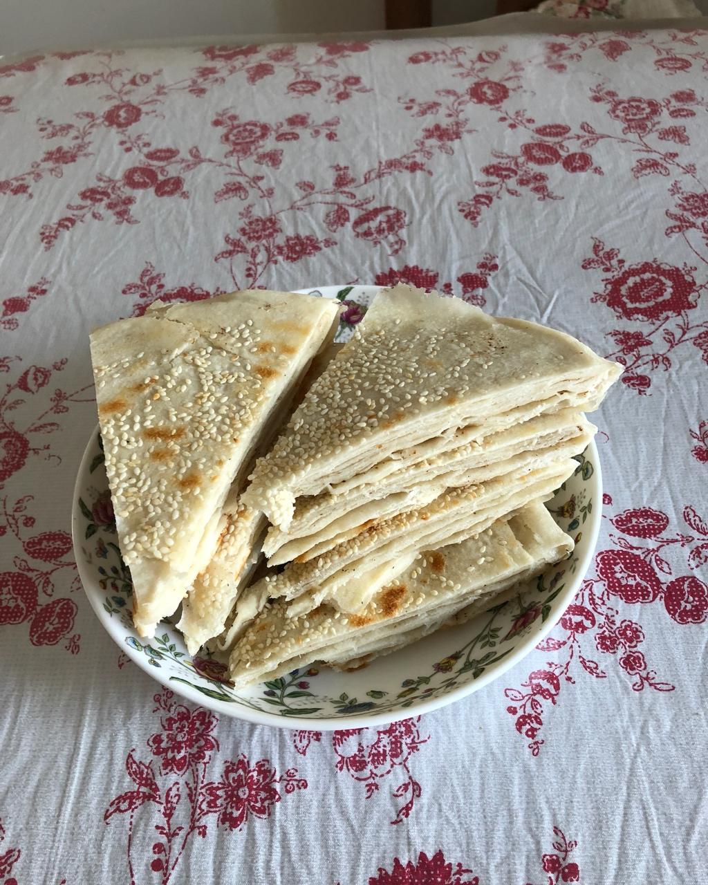 椒盐发面饼 Sesame Pancake
