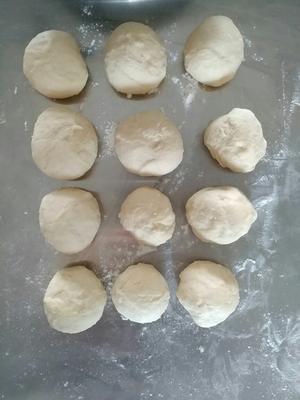 奶油小面包的做法 步骤5
