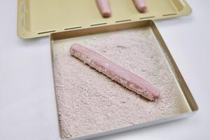 草莓乳酪软欧🍓草莓魔法棒面包/💕高颜值少女心的做法 步骤11
