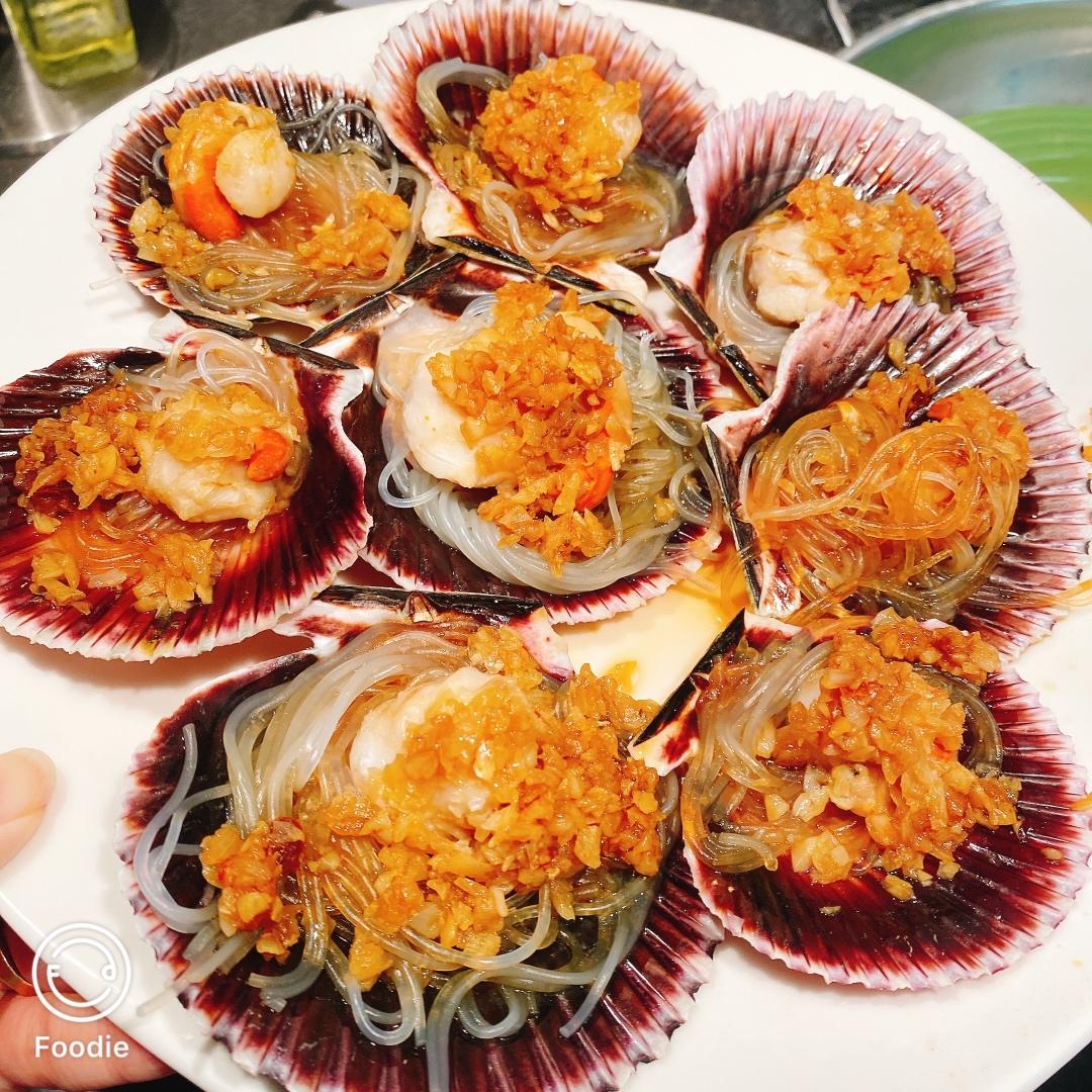 蒜蓉粉丝蒸扇贝