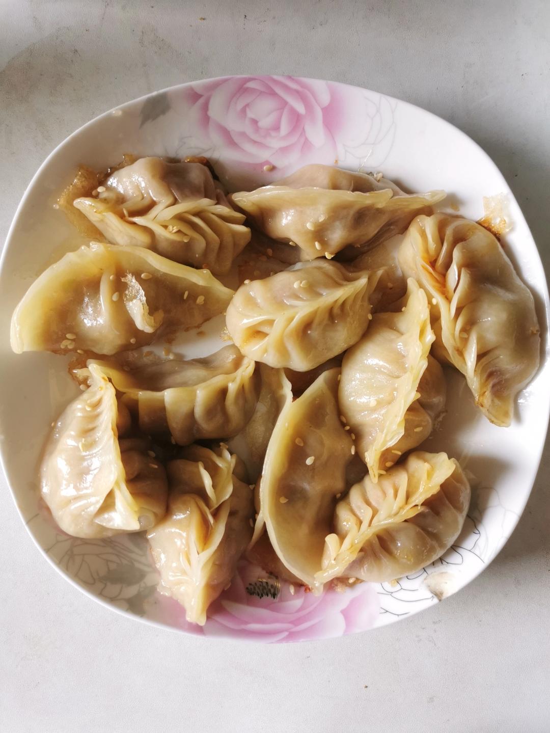 超详细馅皮配比的韭黄猪肉脆皮煎饺