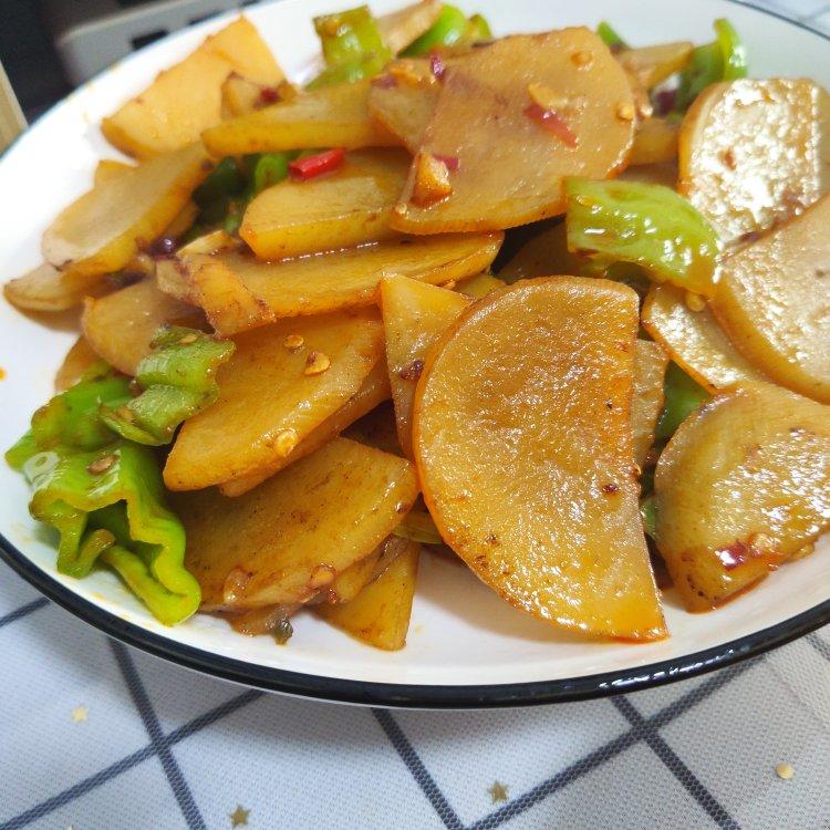家常炒土豆片