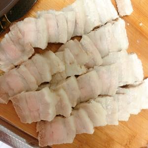 川味回锅肉的做法 步骤3