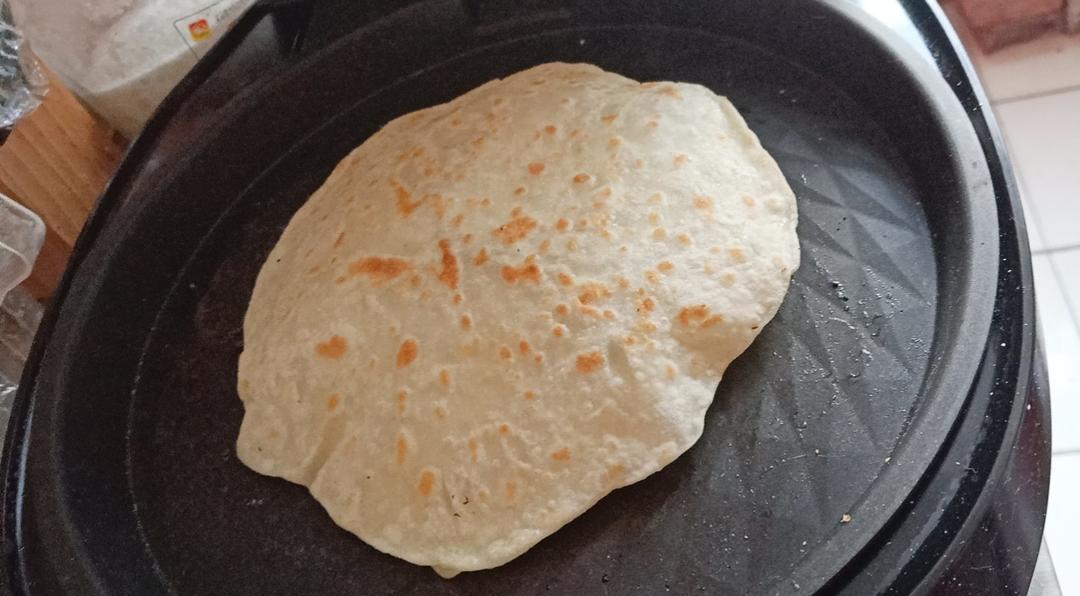 张张都鼓大泡的鸡蛋灌饼这样做不鼓大泡都难