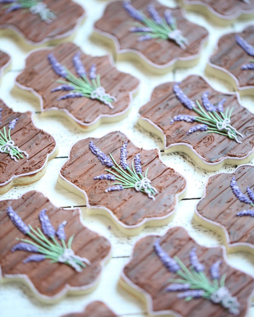 autumnq做的皇家糖霜的制作和调整方法(碎碎念型菜谱超多小贴士)