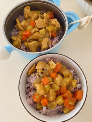 咖喱鸡肉炖土豆的做法 步骤11