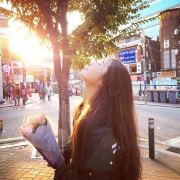 带一篮水果去看看她就好