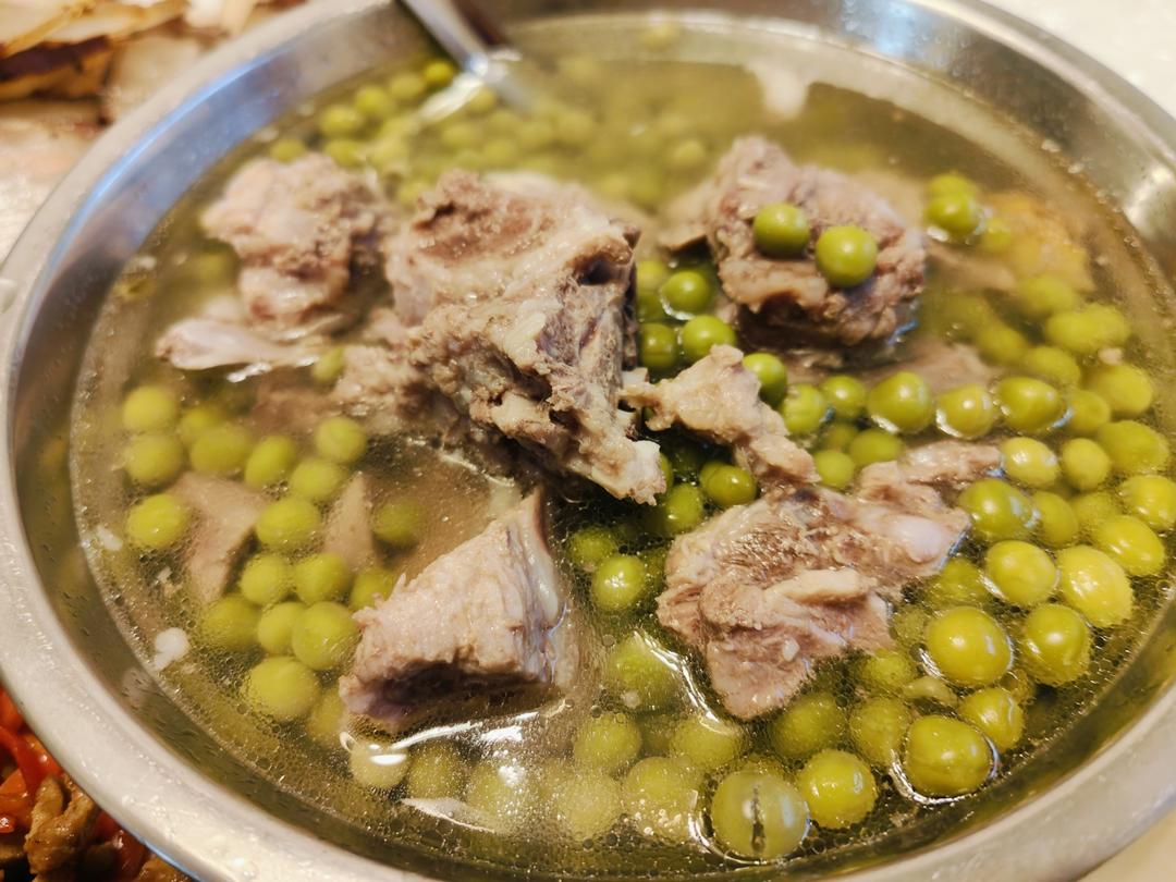 排骨豌豆汤
