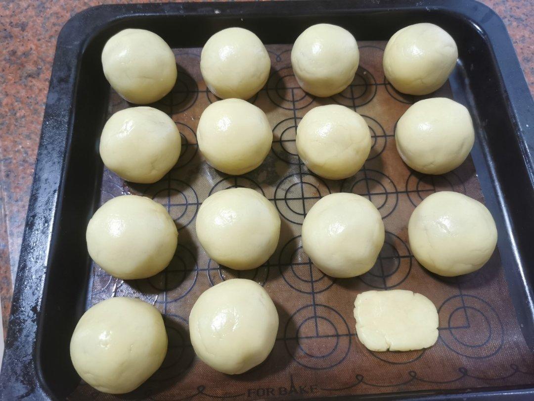 《Tinrry+》菠萝蛋黄酥（超快手、免揉、不用开酥）