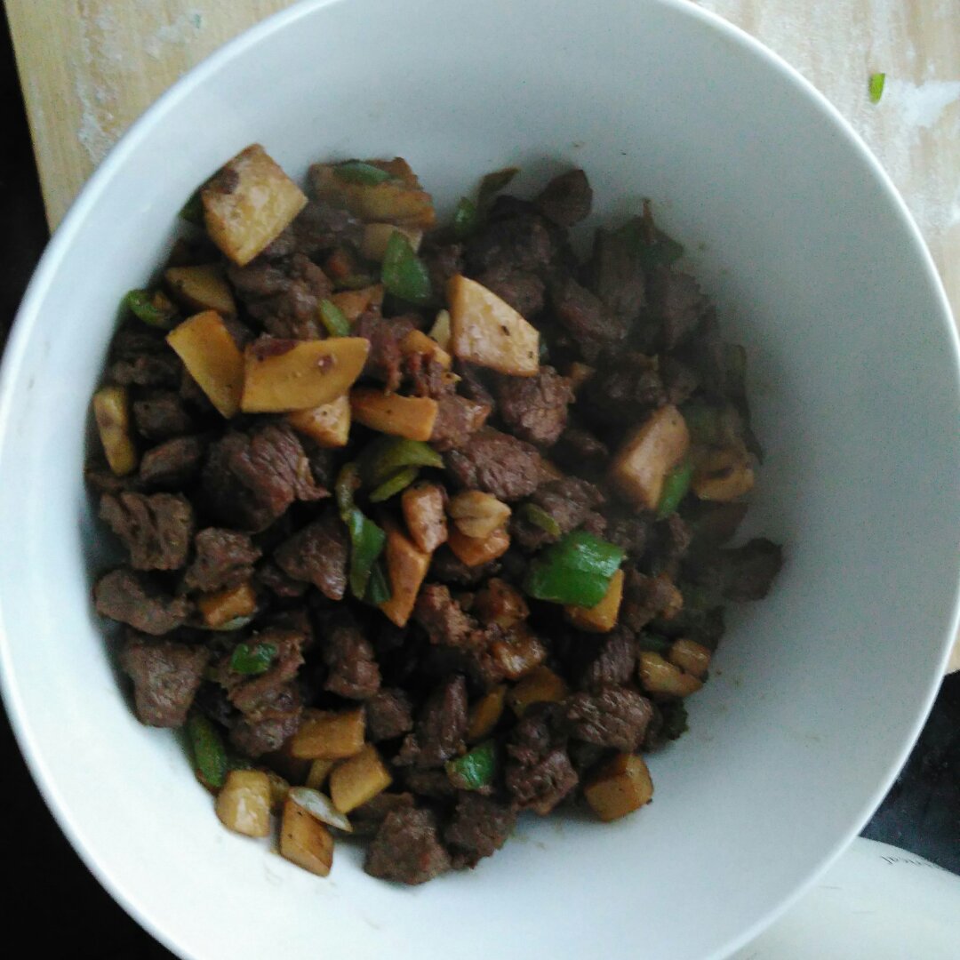 黑蒜子牛肉粒