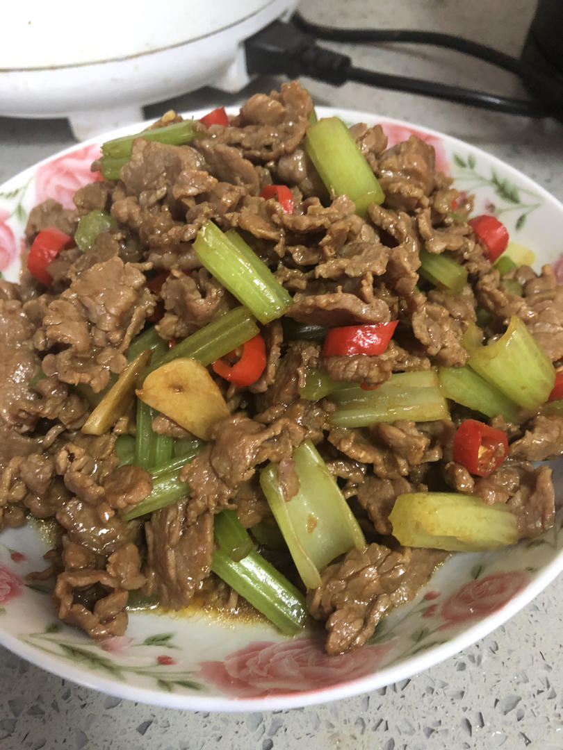 小炒牛肉