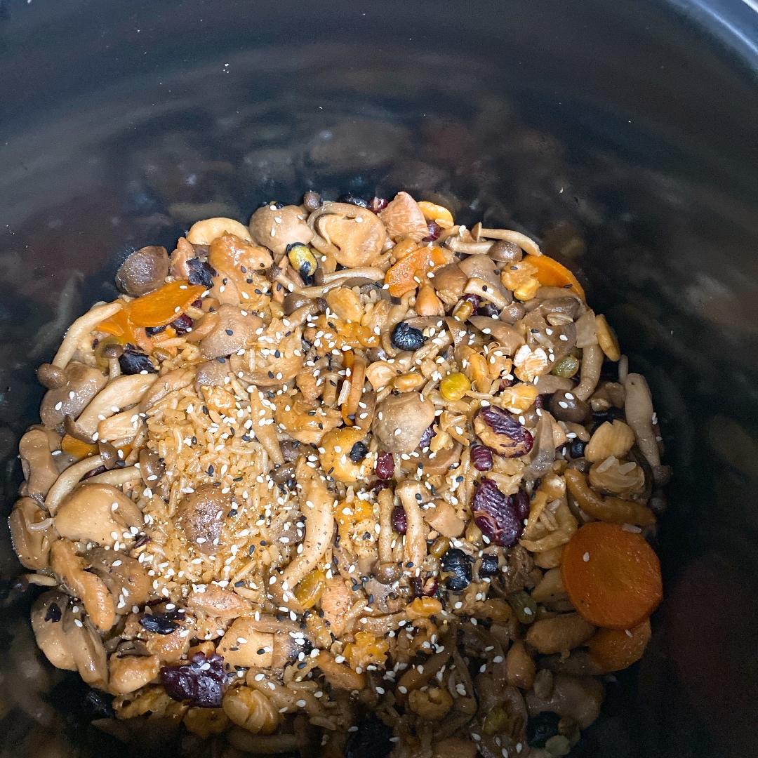 日式杂菌鸡肉炊饭