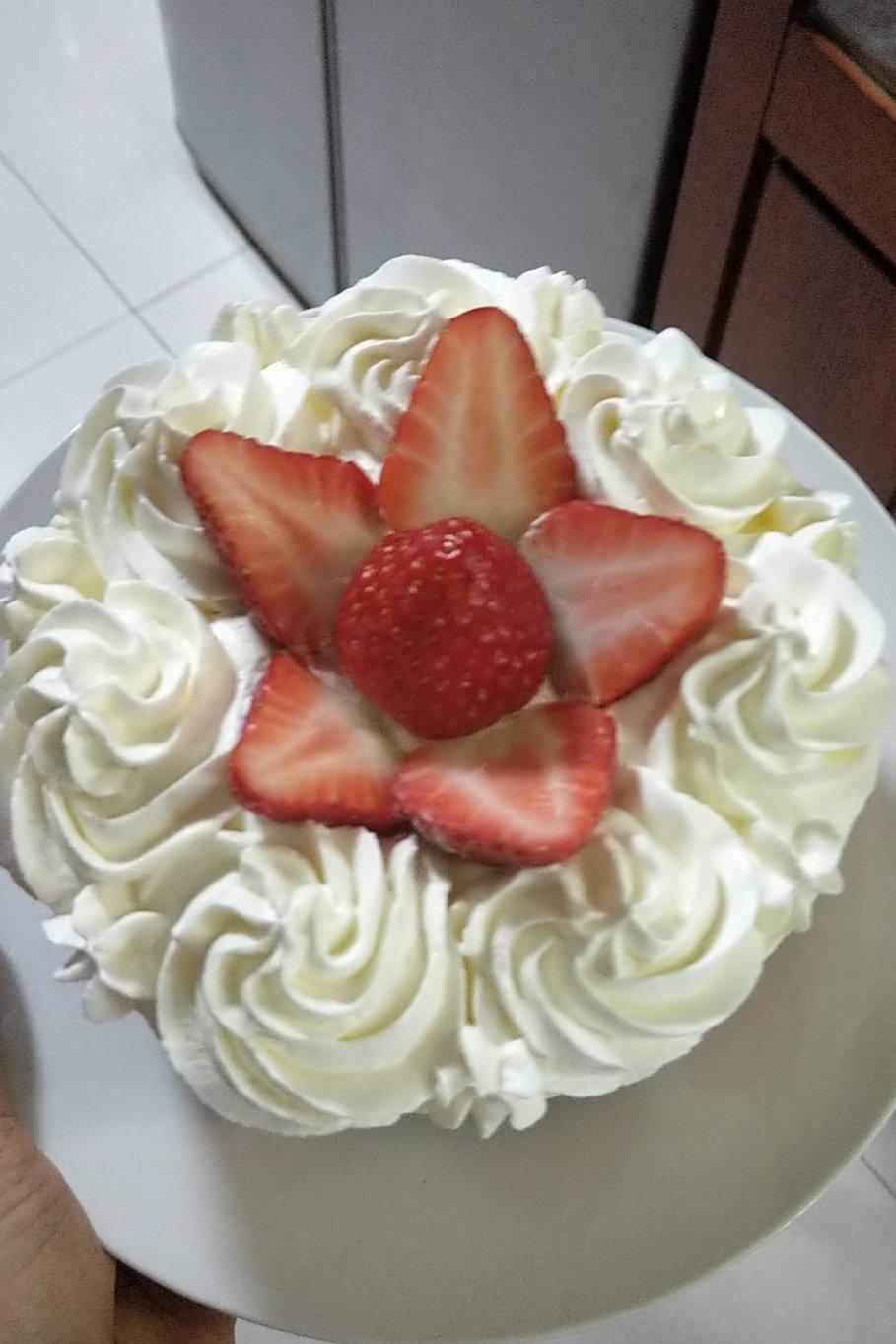 奥利奥草莓酸奶慕斯蛋糕（6寸）