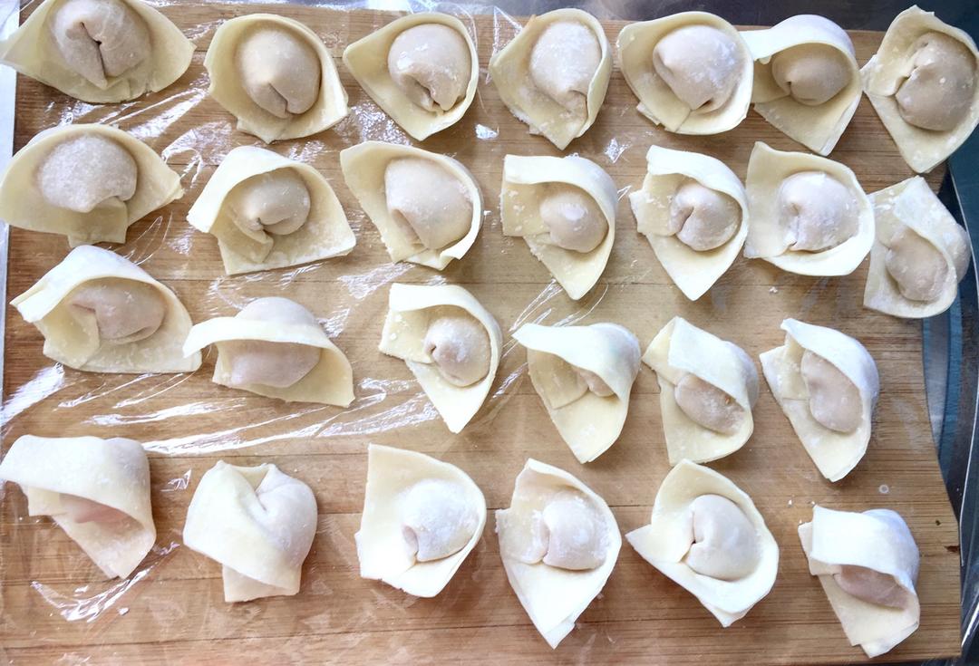 元宝馄饨的包法