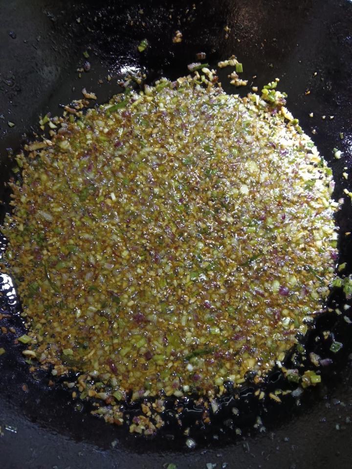 千里香馄饨好吃的灵魂秘籍黑葱油！我也来熬😁