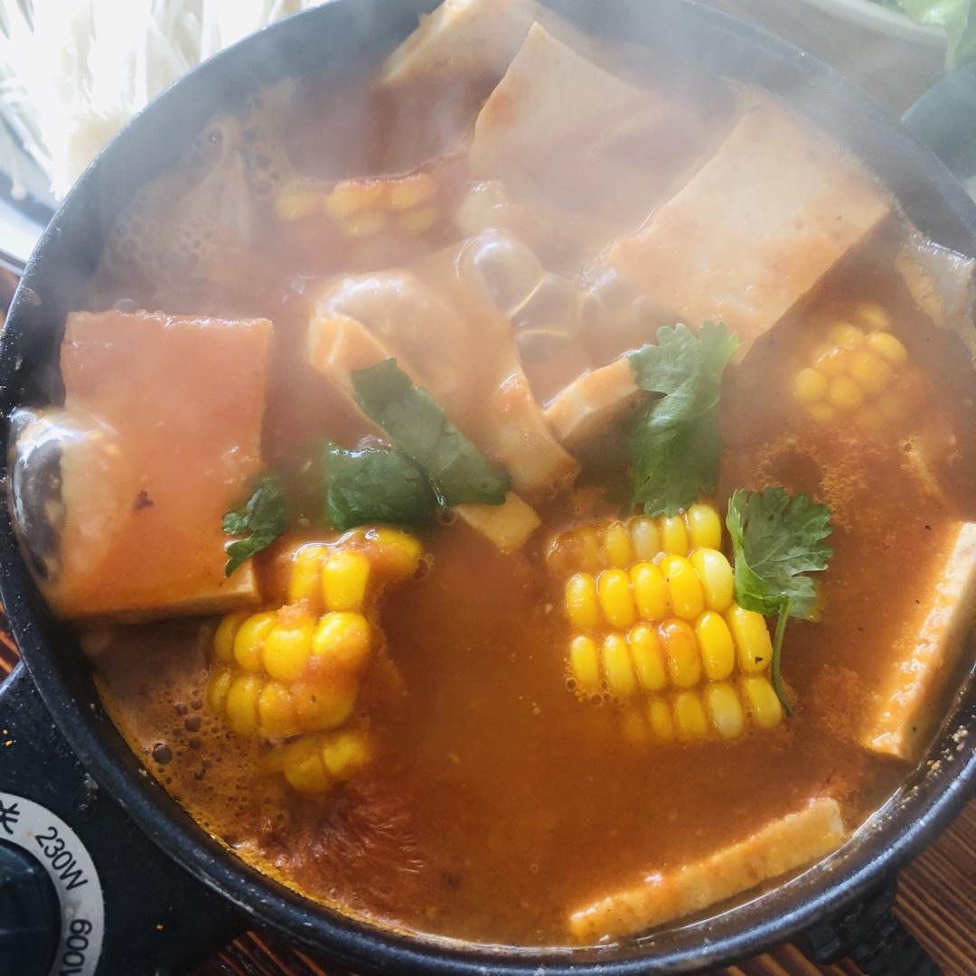 六颗番茄🍅火锅汤底