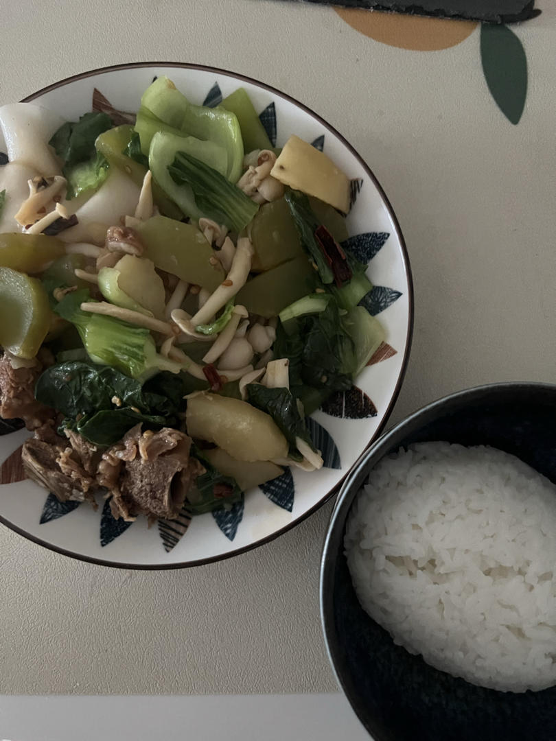 工作日午餐