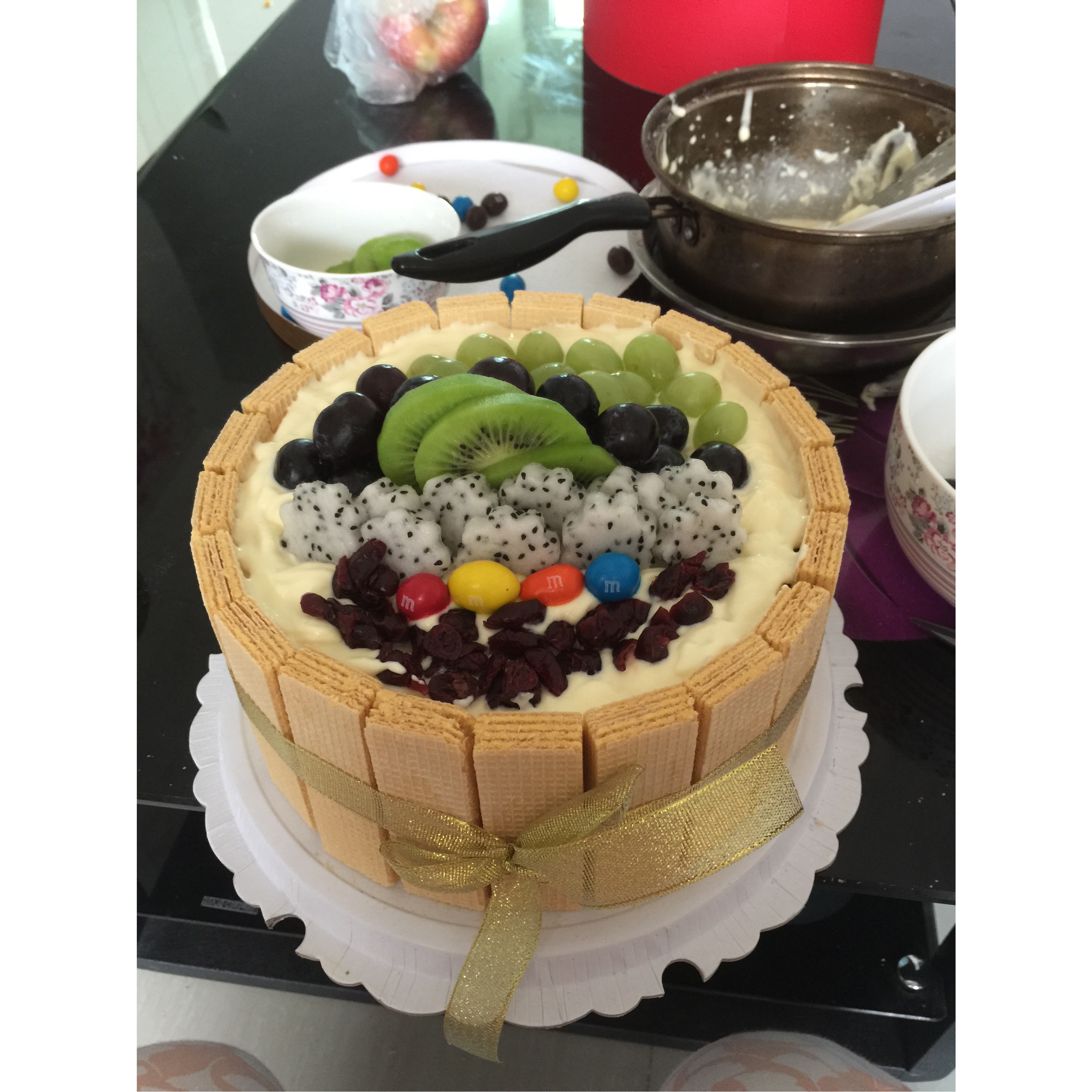 生日蛋糕教程【威化饼干围边】