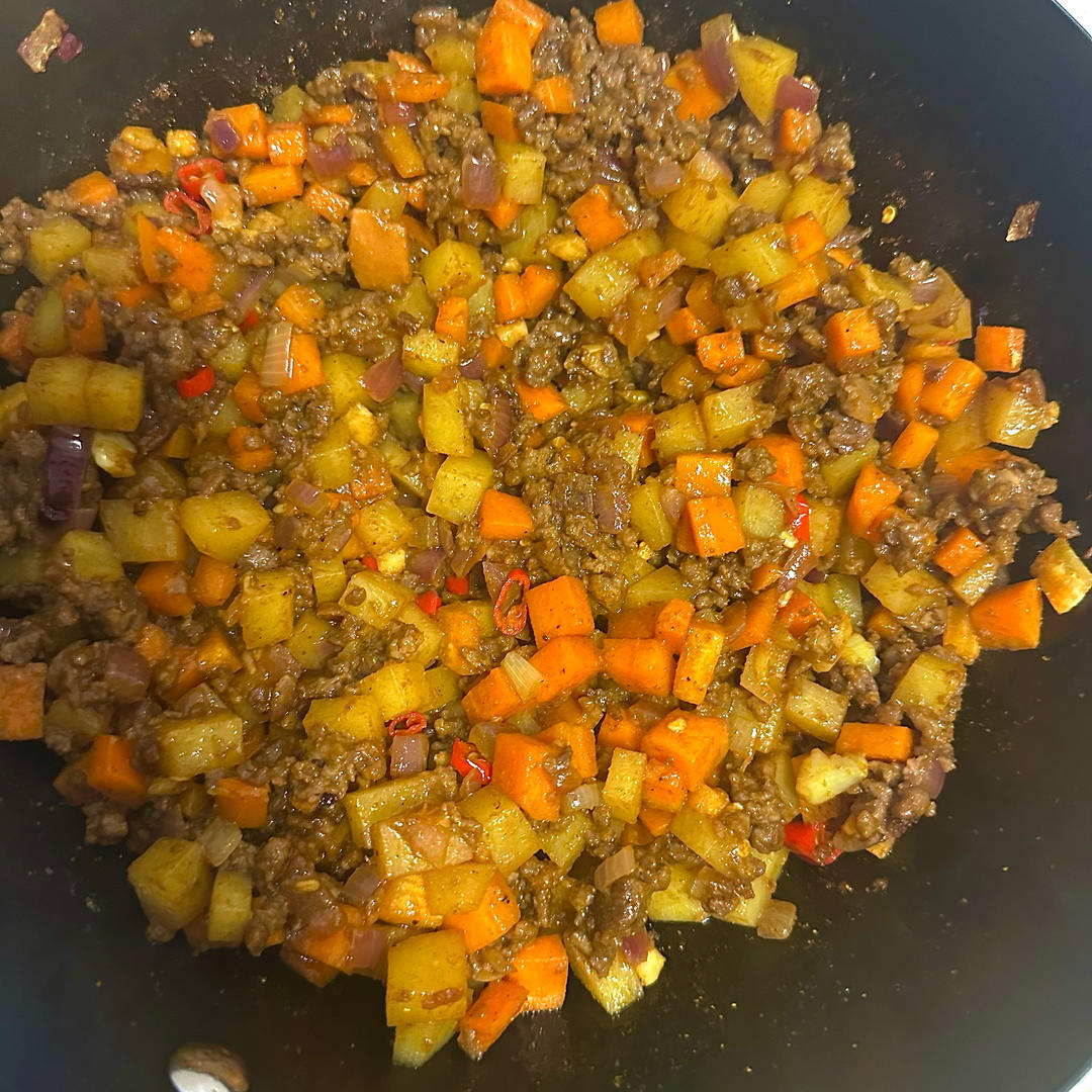 ✅挑战365天晚餐不重样第139天：咖喱碎牛肉‼️