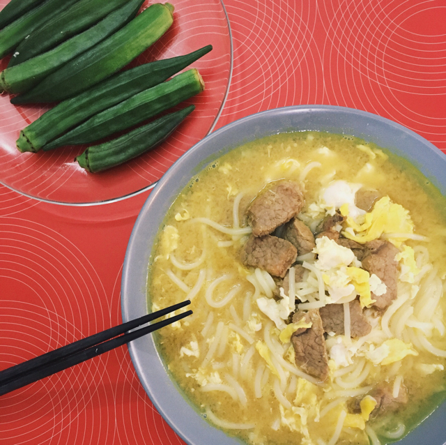 咖喱乌冬....是危险的食物