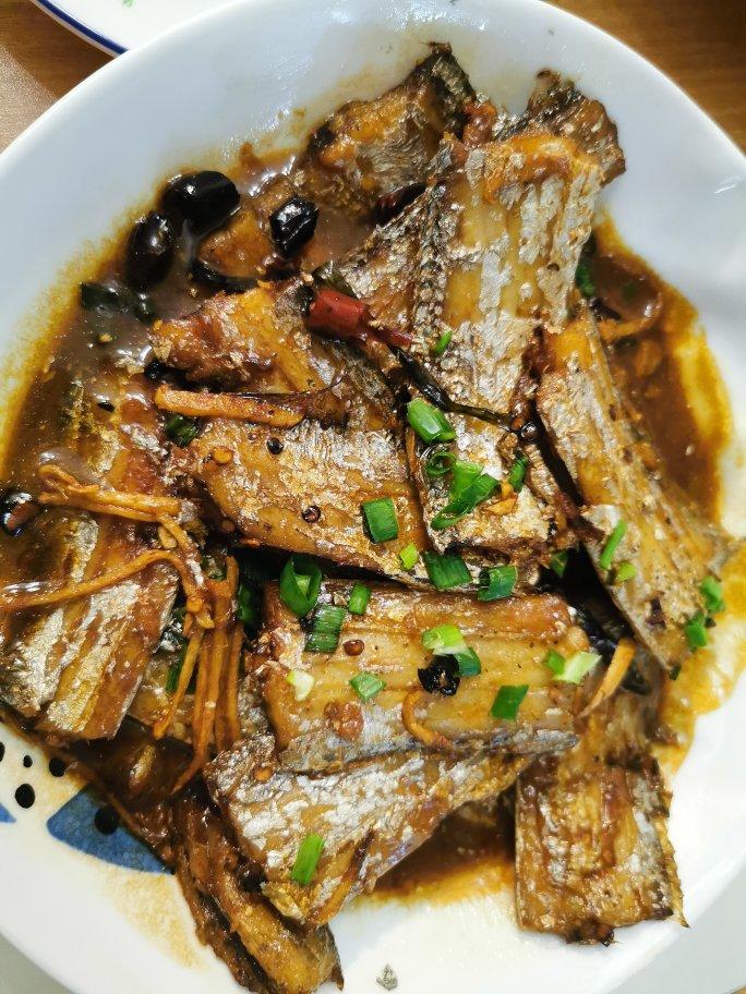 红烧带鱼