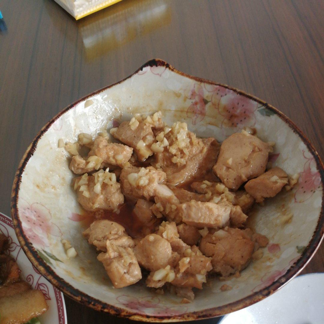 蒜蓉蒸鸡胸（鸡腿）