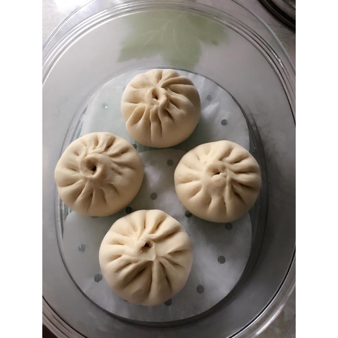 胡萝卜木耳鸡蛋素包子