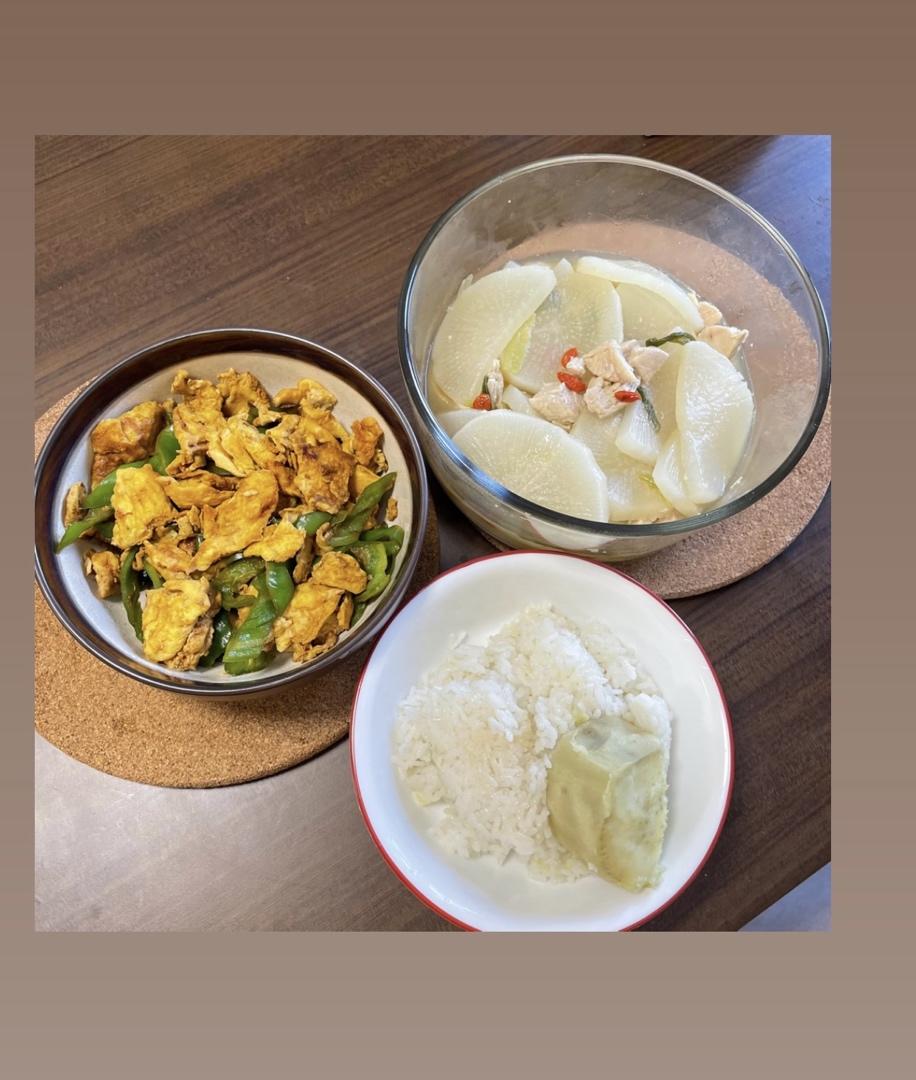 鸡汤煨萝卜