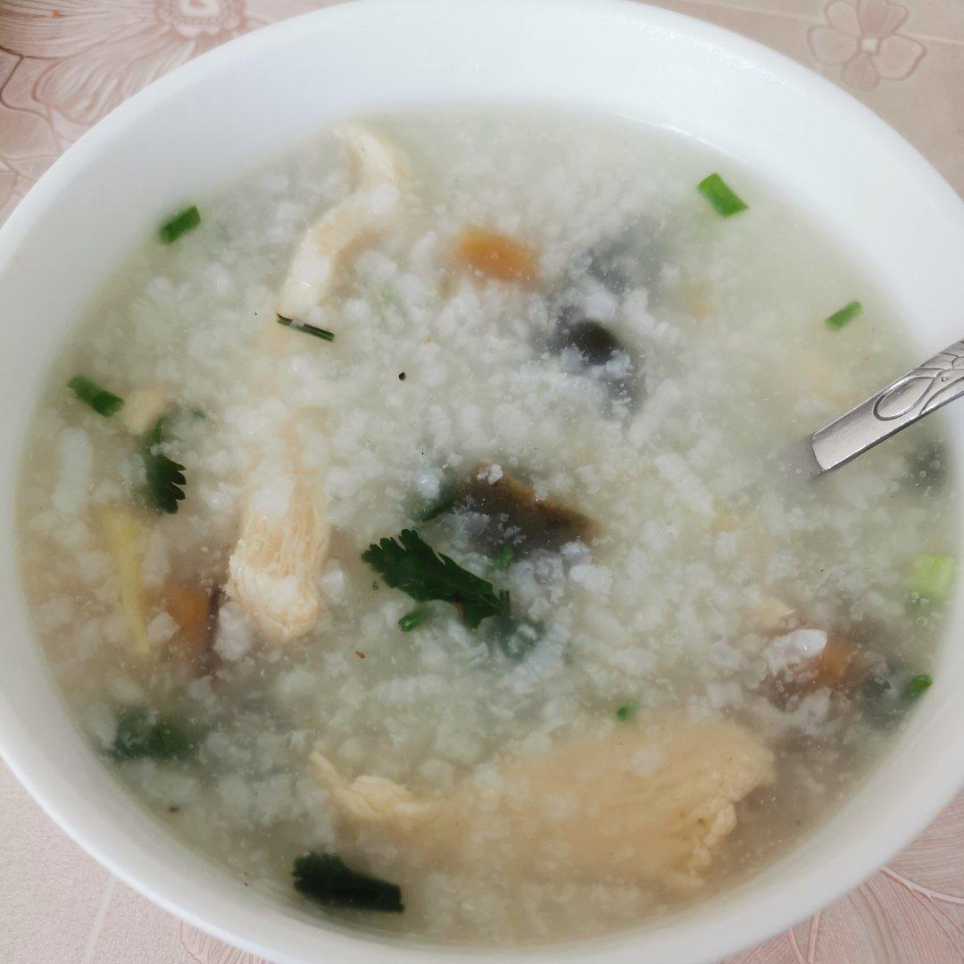 十五分钟快手之香滑皮蛋瘦肉粥(附五分钟电饭煲电压力锅更快捷方法)