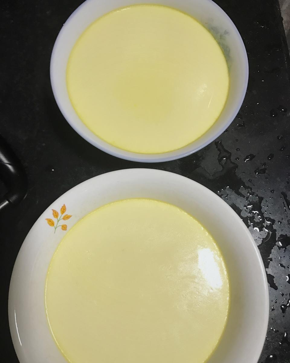 牛奶蒸蛋