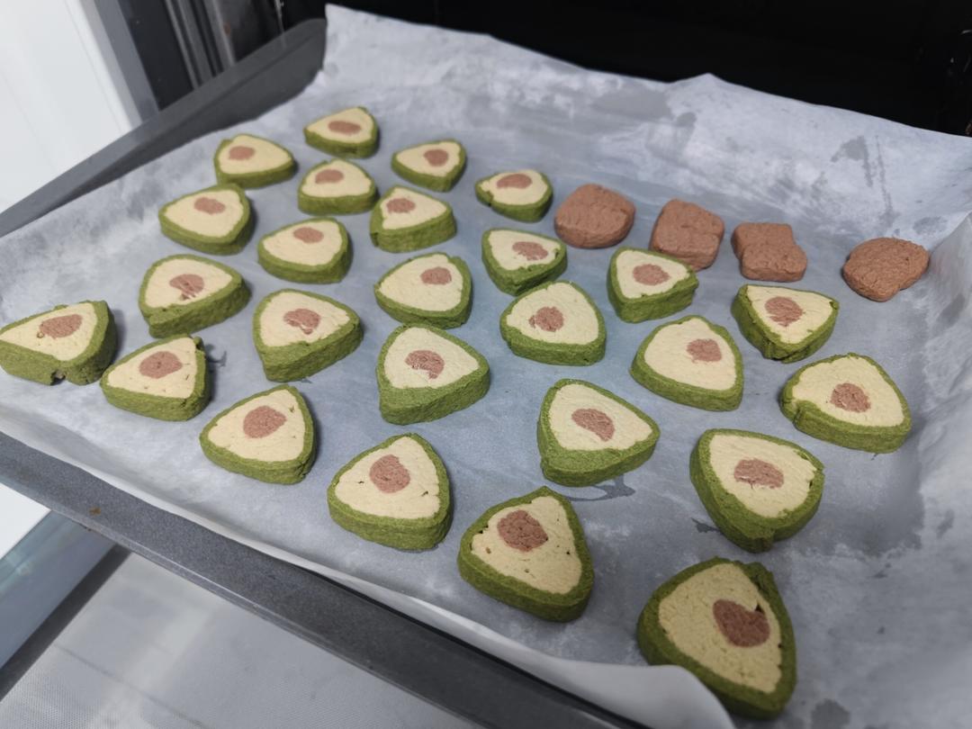 🥑免打发，免模具，清新小可爱—牛油果造型曲奇饼干